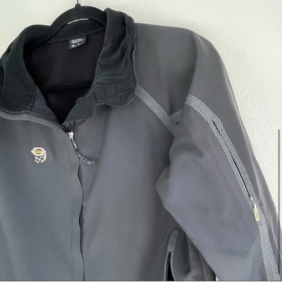 Mountain Hardwear Conduit Softshell Jacket Full Zip
Grey Womens Size 10 - Picture 3 of 12